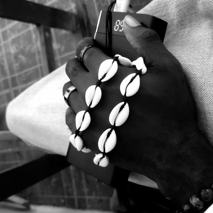 Cowery neckpiece