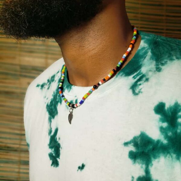 Unisex Neckpiece with mandala leave pendant