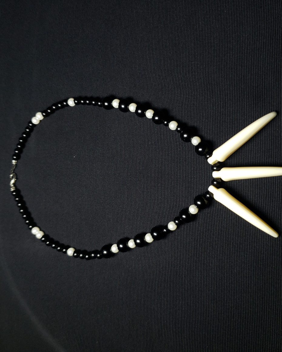 3 tusk neck peice - Image 3